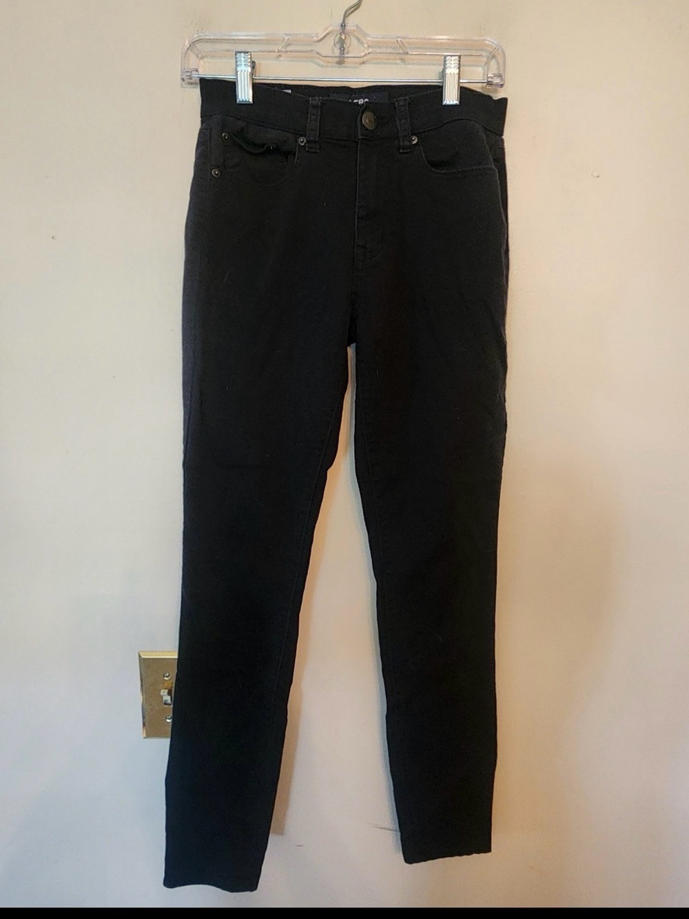 Aeropostale black high rise skinny jeans size 2
